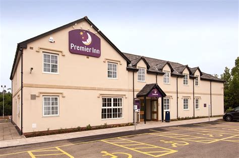cheap hotels cwmbran
